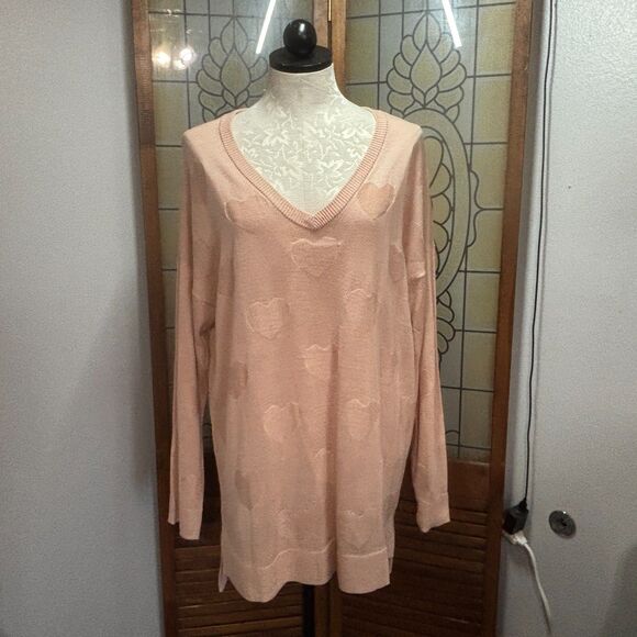 Torrid Jacquard Blush Pink V-Neck Heart Pull Over Sweater Hi Lo Hem Plus Size 1X - Picture 2 of 16